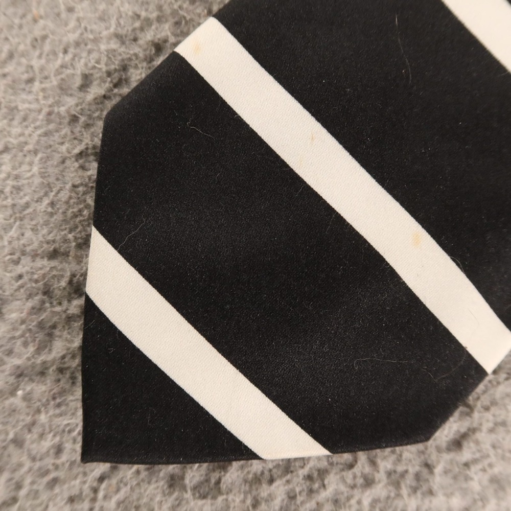 Daniel Ellissa Tie Black White Striped Polyester 3.5"